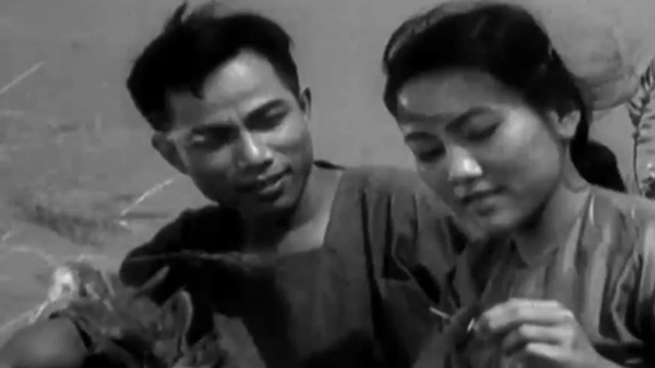 Chung Một Dòng Sông